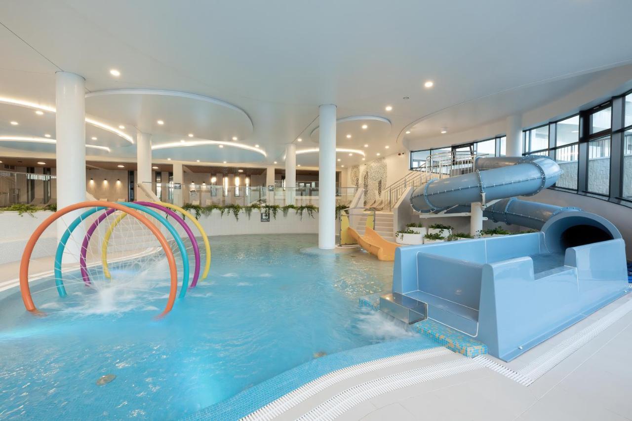 Polanki Aqua Apartment Spa & Basen By Noclegi Renters コウォブジェク エクステリア 写真